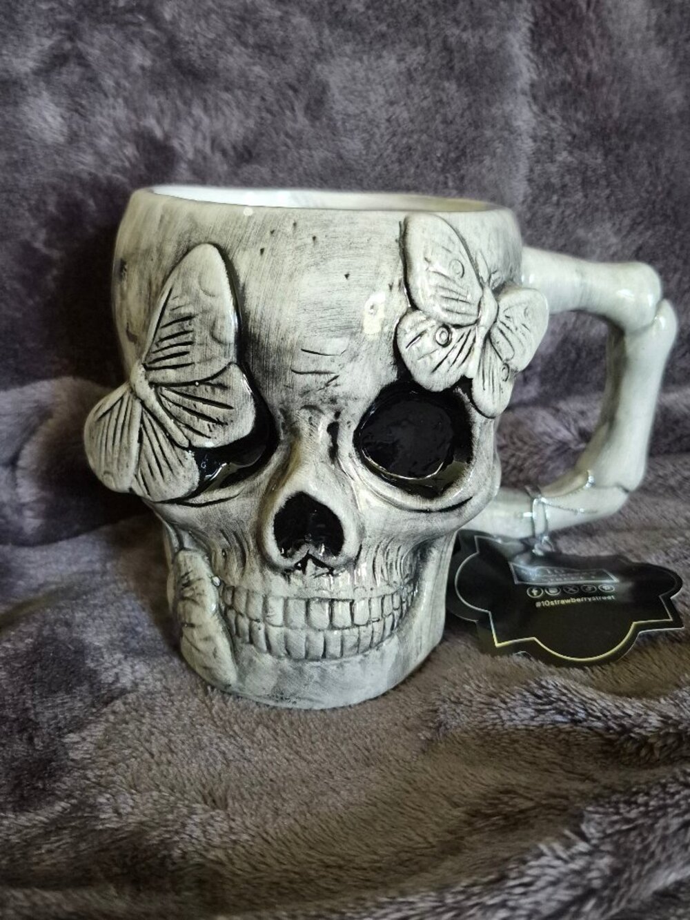 10 Strawberry Street Ceramic Skull Mug Butterflies Bone Handle NWT Halloween